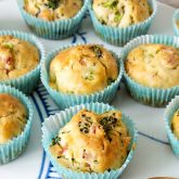 Madmuffins med broccoli og skinke