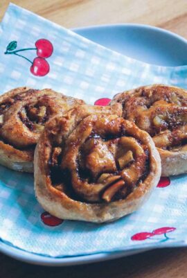 Fuldkorn kanelsnegle med æble fra Bageglad