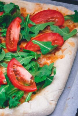 Ostefyldt pizzaskorpe opskrift