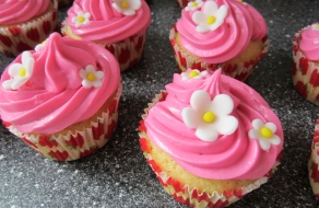 pink-cupcake-blomster