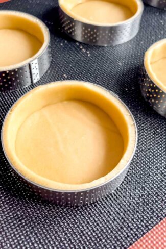 Mørdej i lille tærteform