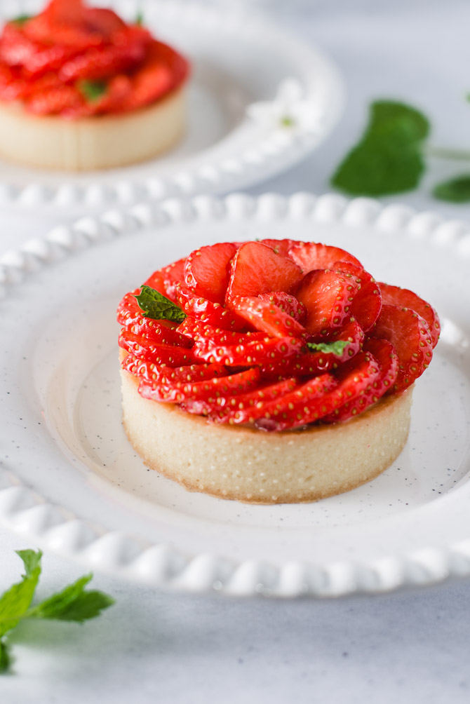 Rabarber og jordbærtærter