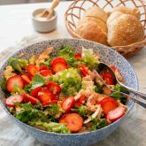 Salat med laks
