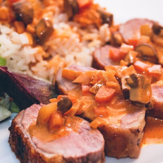 And med champignonsauce opskrift