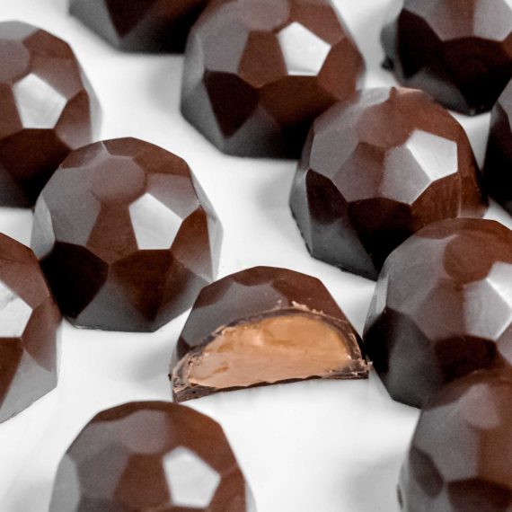 Fyldt chokolade med karamel