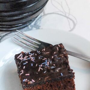 Chokoladekage med luksus chokoladeglasur