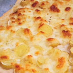 Kartoffelpizza opskrift fra Bageglad