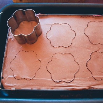 Udstikke chokoladekager