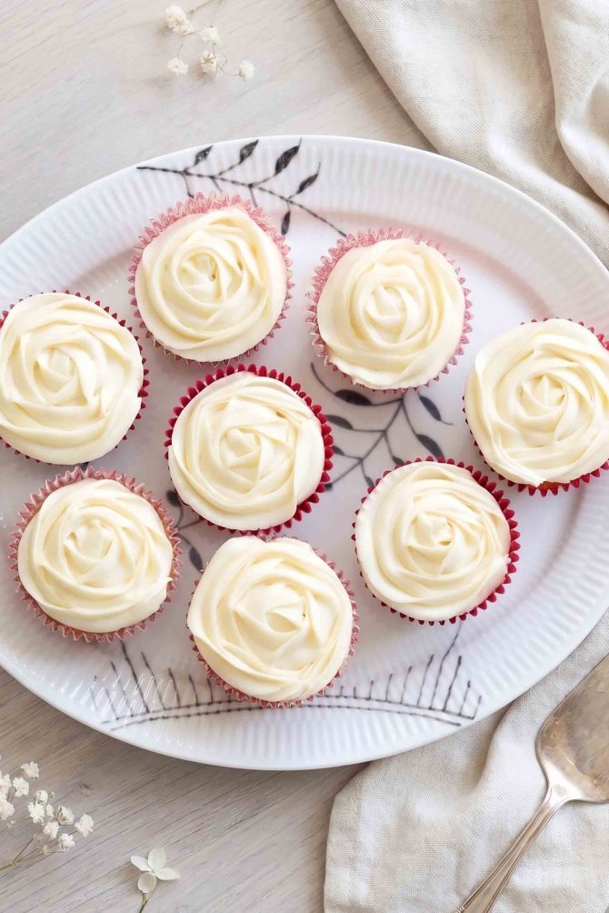 Cupcakes med rose glasur