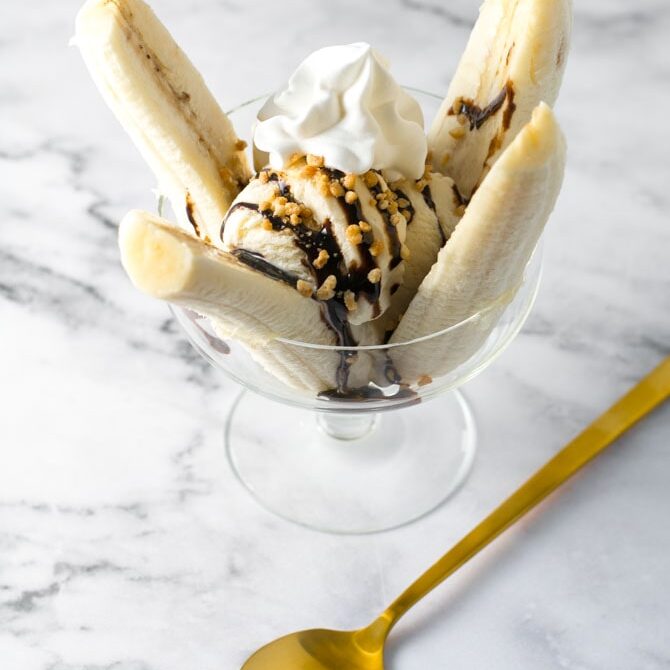Banana split opskrift fra Bageglad