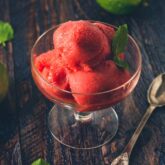 Jordbær mojito is opskrift fra Bageglad