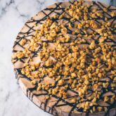 Rocky road islagkage opskrift fra Bageglad