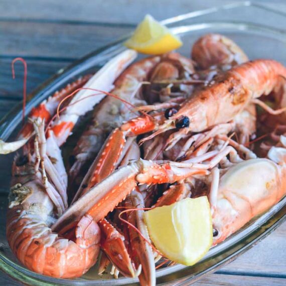 Jomfruhummere i hvidvinsauce opskrift