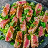 Asiatisk lynstegt tun forret opskrift fra Bageglad