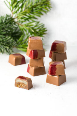 Fyldt chokolade med mandel krokant