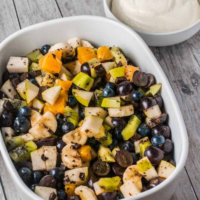 Frugtsalat med råcreme