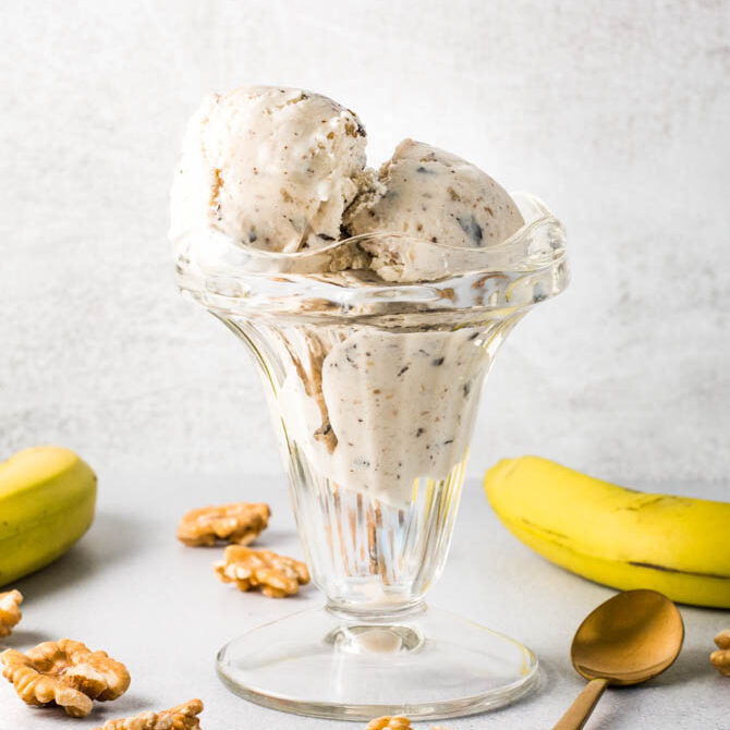 Banan is med chokolade, nem opskrift