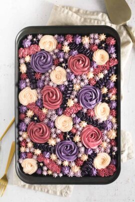 Chokoladekage med rose smørcreme