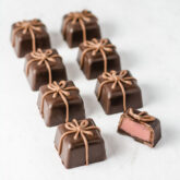 Ruby ganache fyldt chokolade