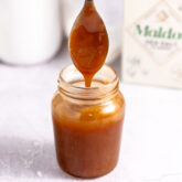 Saltkaramel sauce opskrift