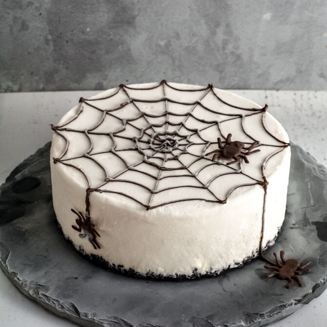 Edderkop islagkage til Halloween