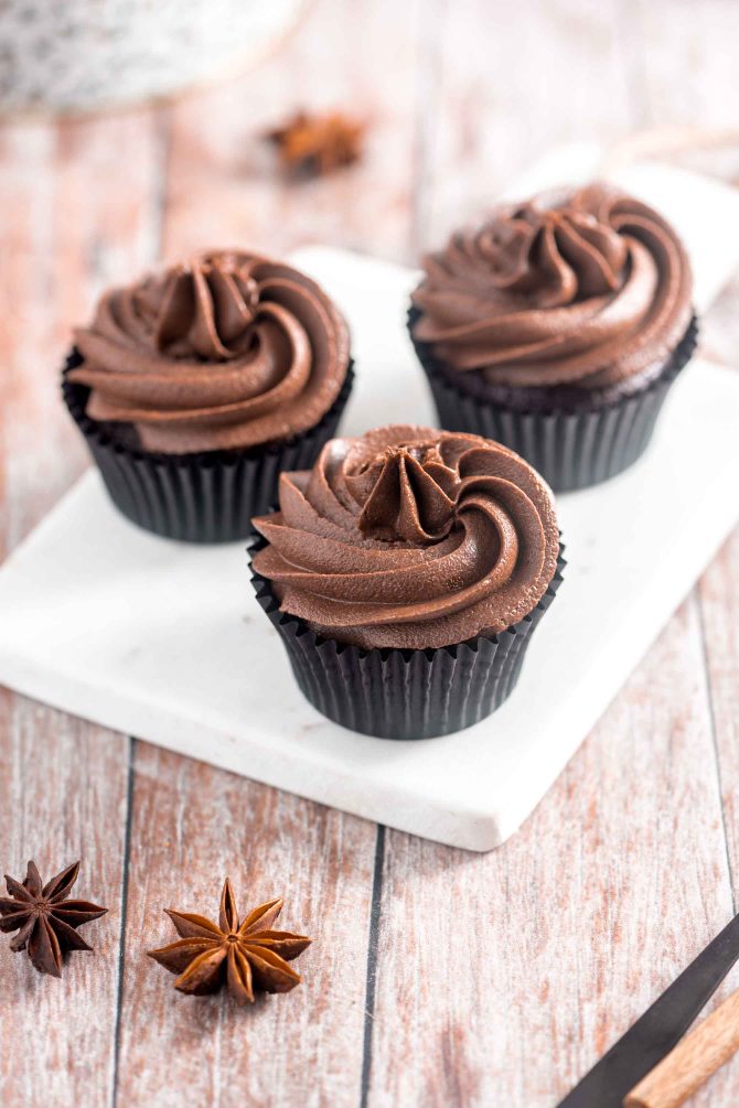 Chokolade smørcreme med kakao, nem opskrift