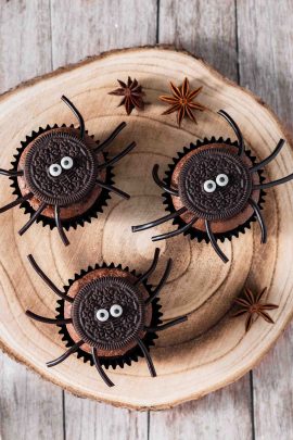 Edderkop cupcakes til Halloween