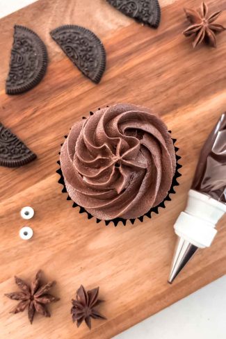 Glasur på chokolade cupcakes