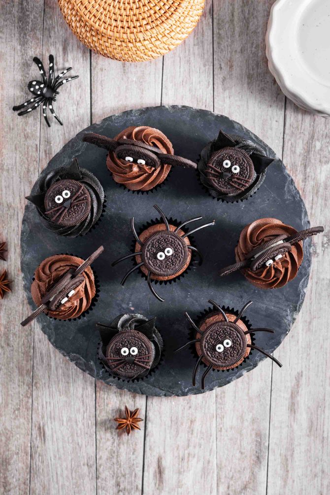 Halloween cupcakes med chokolade