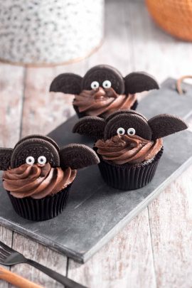 Halloween cupcakes med flagermus