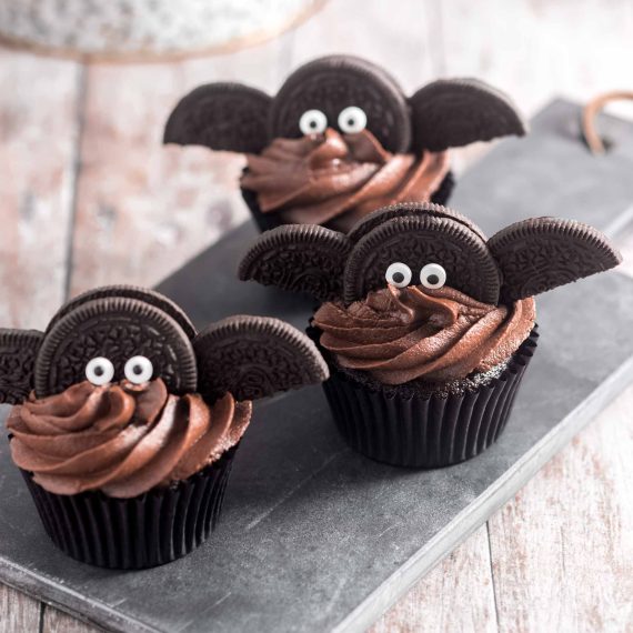 Halloween cupcakes med flagermus