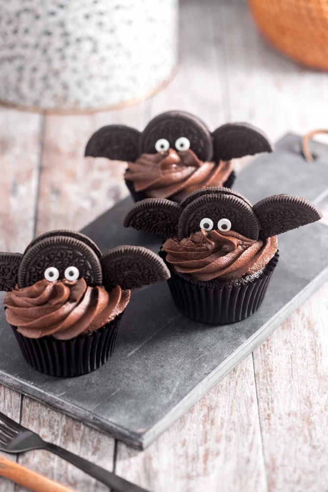 Halloween cupcakes med flagermus