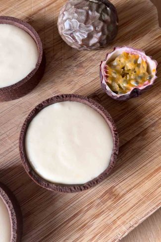 Passionsfrugt mousse i tærte