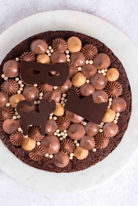 Fastelavnskage med chokolade fra Bageglad