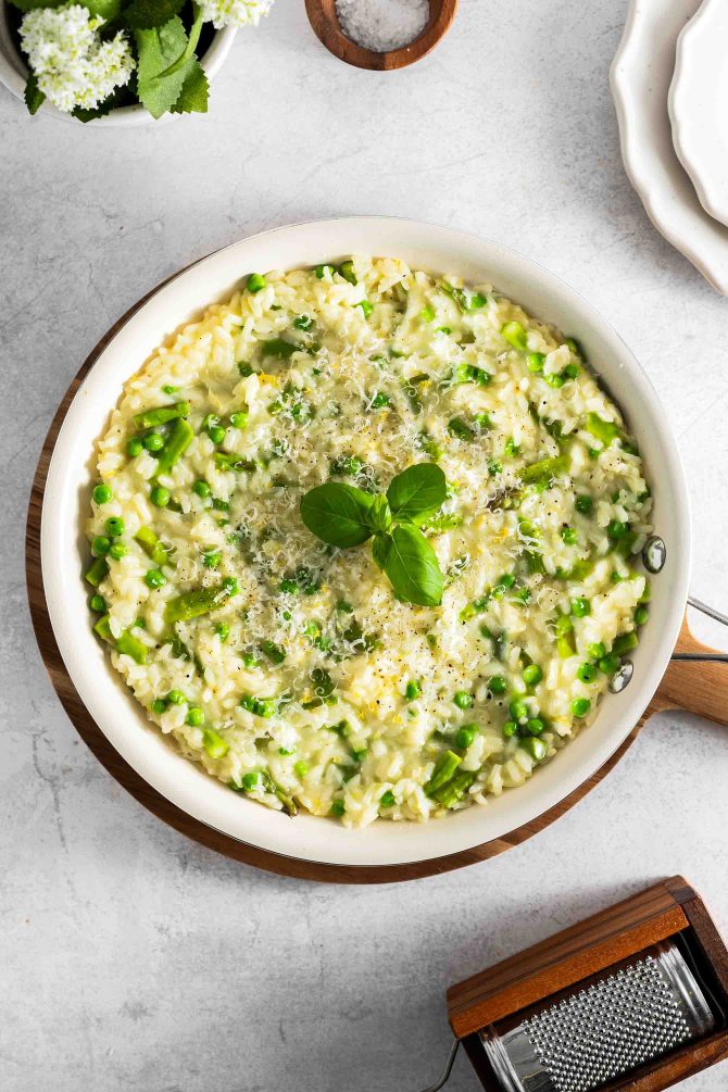 Forårs risotto (risotto primavera) opskrift