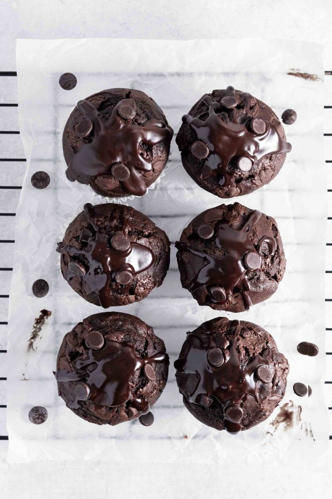 Chokolademuffins med chokolade ganache